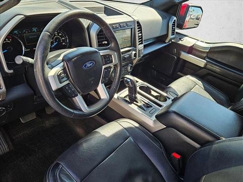 Used 2017 Ford F150 Lariat w/ Equipment Group 502A Luxury AWD/4WD image 9