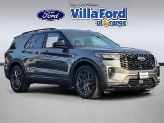 Used 2025 Ford Explorer ST video 1