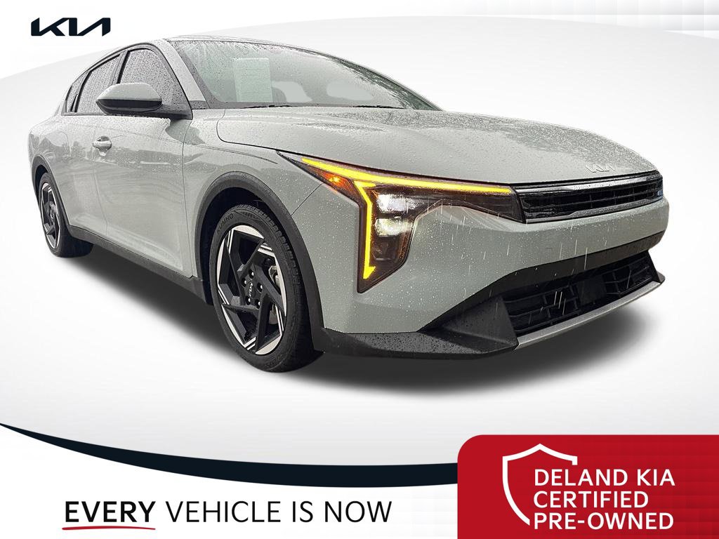 Certified 2025 Kia K4 EX FWD image 1