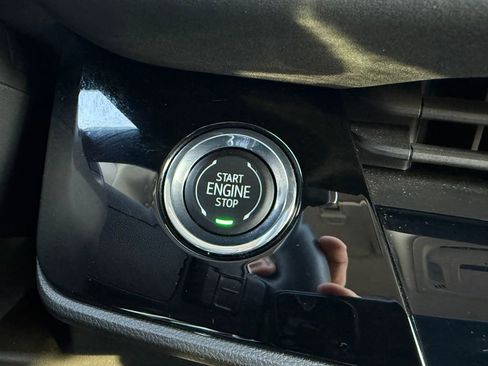 Used 2024 Buick Envision Sport Touring image 24