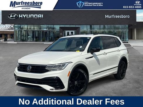 Used 2022 Volkswagen Tiguan SE R-Line FWD image 1