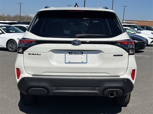 Certified 2025 Subaru Forester Touring image 39