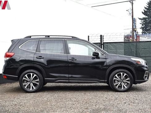 Used 2020 Subaru Forester Limited AWD/4WD image 6