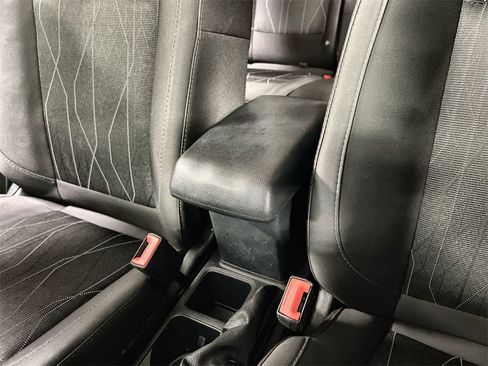 Used 2021 Ford EcoSport SE w/ SE Convenience Package image 34