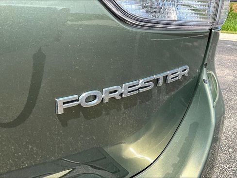 Used 2020 Subaru Forester Premium AWD/4WD image 22