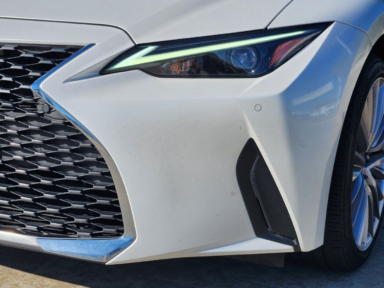 Used 2023 Lexus IS 300 AWD w/ Premium Package image 9