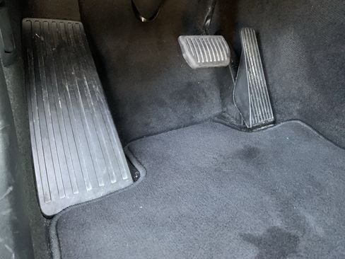 Used 2025 Volvo XC90 B5 Plus image 17