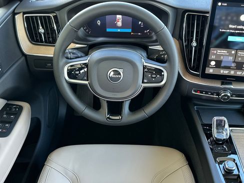 New 2026 Volvo XC60 B5 Plus w/ Climate Package AWD/4WD image 14