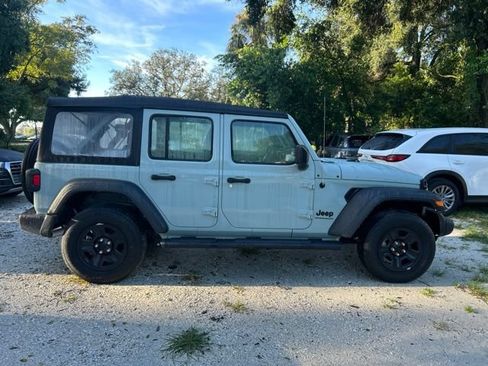 Used 2023 Jeep Wrangler Unlimited Sport AWD/4WD image 18