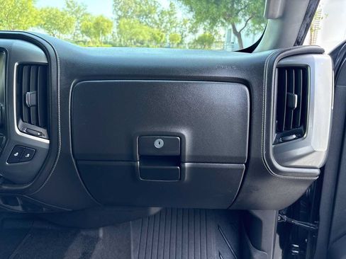 Used 2018 Chevrolet Silverado 1500 LTZ Z71 w/ Midnight Edition AWD/4WD image 16