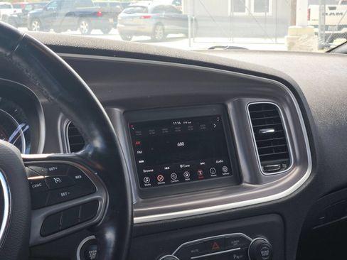 Used 2020 Dodge Charger SXT w/ Leather Interior Group RWD image 16