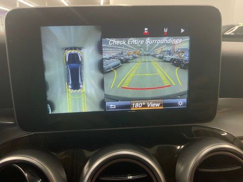 Used 2017 Mercedes-Benz GLC 300 4MATIC Coupe image 19