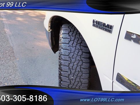 Used 2011 RAM 1500 Laramie AWD/4WD image 24
