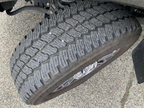 Used 2024 Ford F350 Limited w/ FX4 Off-Road Package AWD/4WD image 24