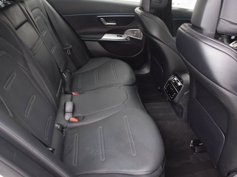 Used 2025 Mercedes-Benz E 53 AMG e 4MATIC Sedan image 18