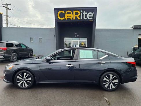 Used 2022 Nissan Altima 2.5 SV image 10