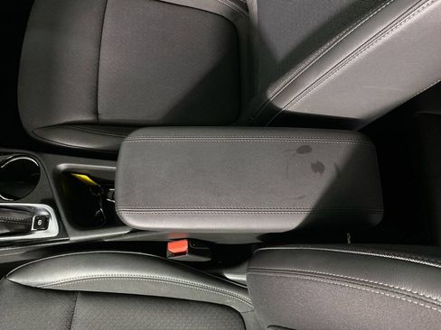 Used 2023 Buick Encore GX Preferred w/ Cold Weather Comfort Package FWD image 20