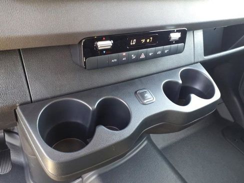 New 2024 Mercedes-Benz Sprinter 144 Cargo image 22