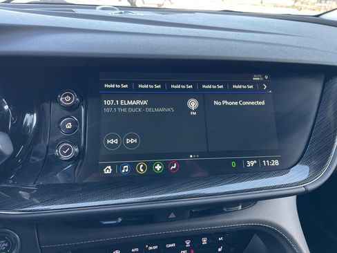 Used 2023 Buick Envision Essence image 10