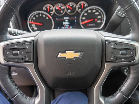 Certified 2019 Chevrolet Silverado 1500 LTZ w/ LTZ Premium Package AWD/4WD image 18
