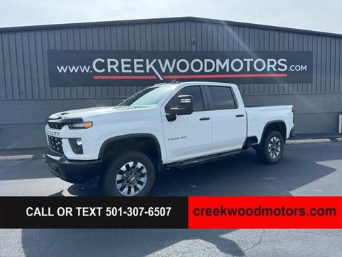 Used 2021 Chevrolet Silverado 2500 Custom w/ Custom Value Package AWD/4WD image 1