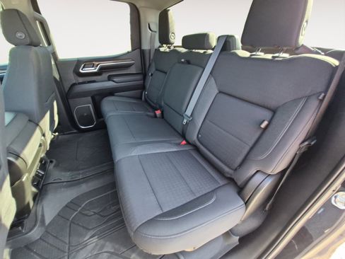 Used 2023 Chevrolet Silverado 1500 LT w/ Protection Package AWD/4WD image 23