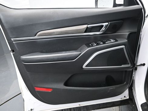 Used 2022 Kia Telluride EX w/ EX Premium Package image 14