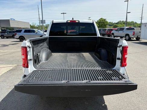 Used 2025 RAM 1500 Big Horn AWD/4WD image 41