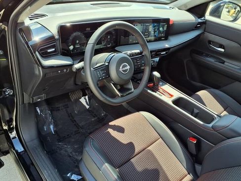 New 2026 Nissan Kicks SR FWD image 12
