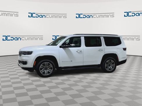 Used 2024 Jeep Wagoneer Series II AWD/4WD image 6