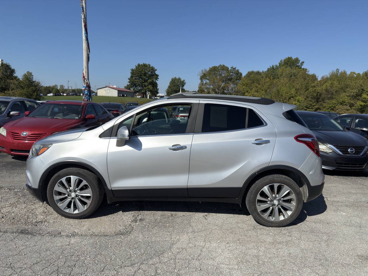Used 2017 Buick Encore Preferred FWD image 3