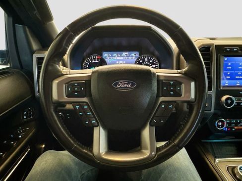 Used 2021 Ford Expedition Max XLT image 14