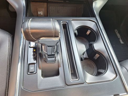 Used 2022 Ford F150 Lariat w/ Equipment Group 502A High image 18