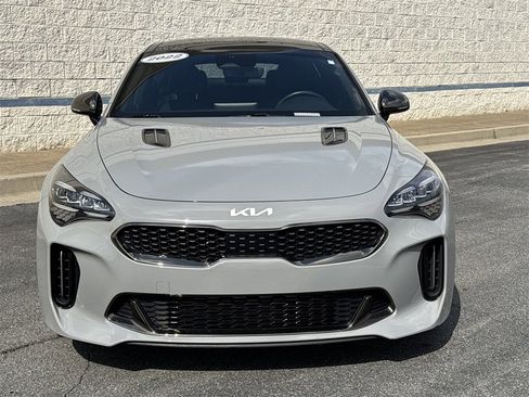 Used 2022 Kia Stinger GT1 image 2