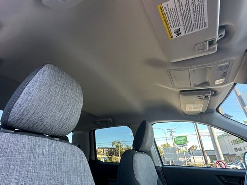 Certified 2022 Ford Maverick XLT image 19