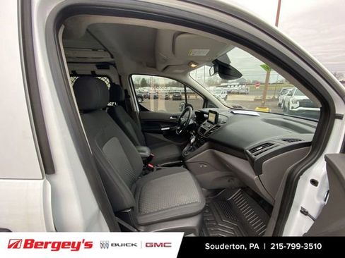 Used 2019 Ford Transit Connect XLT image 30