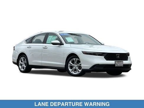 Certified 2025 Honda Accord LX image 4