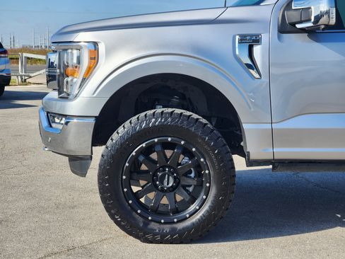 Used 2021 Ford F150 Lariat AWD/4WD image 9