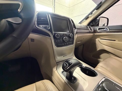 Used 2014 Jeep Grand Cherokee Limited w/ Trailer Tow Group IV AWD/4WD image 41