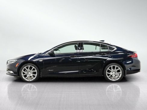 Used 2019 Buick Regal Avenir FWD image 2