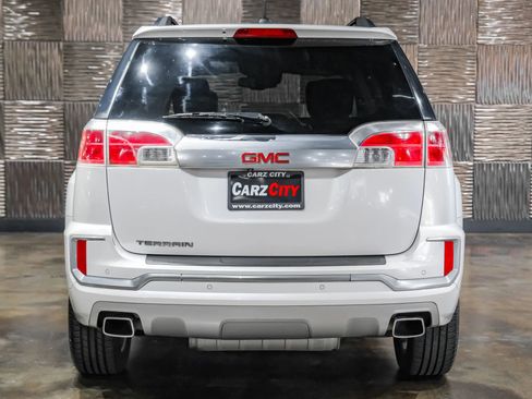 Used 2017 GMC Terrain Denali image 7