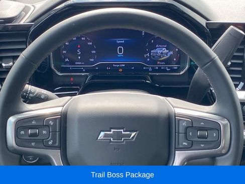 Certified 2025 Chevrolet Silverado 2500 LTZ w/ LTZ Plus Package AWD/4WD image 8