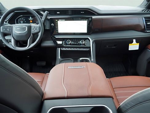 New 2026 GMC Sierra 3500 Denali Ultimate image 22