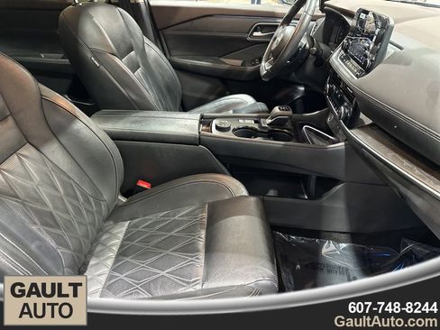 Used 2023 Nissan Rogue Platinum w/ Platinum Premium Package AWD/4WD image 17