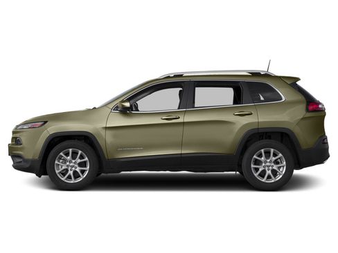 Used 2015 Jeep Cherokee Latitude w/ Comfort/Convenience Group image 3