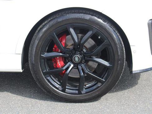 Used 2019 Land Rover Range Rover Sport SVR image 10