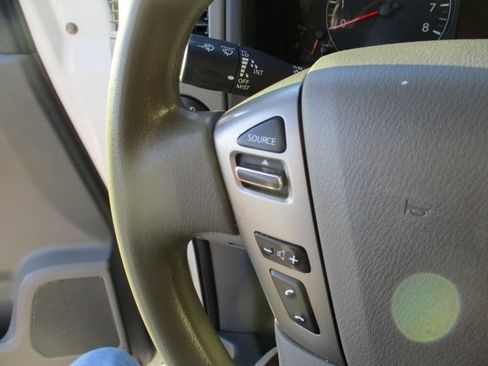 Used 2019 Nissan NV 2500 SV w/ Navigation Package image 14