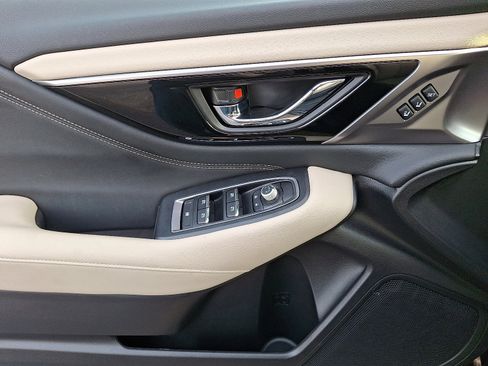 Certified 2023 Subaru Outback Limited image 12