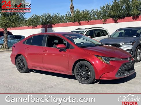 Used 2020 Toyota Corolla LE image 1