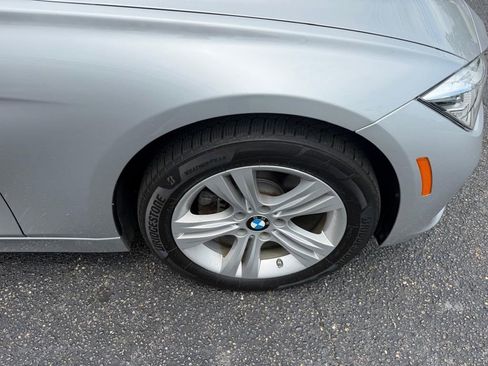 Used 2018 BMW 330i xDrive Sedan w/ Convenience Package AWD/4WD image 27